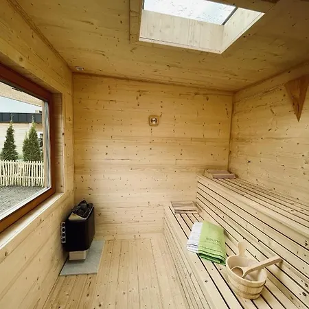 Hébergement de vacances Ju And Me Garden *